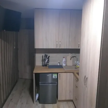 2 Osobowe Kawalerki W Domkach Freezerhause Kozery- Noclegigrodziskpl 792-535-535 Grodzisk Mazowiecki