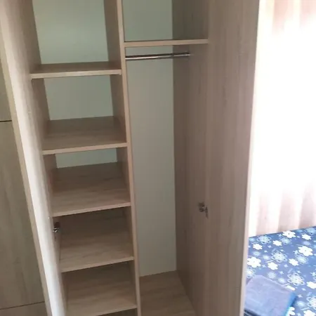 2 Osobowe Kawalerki W Domkach Freezerhause Kozery- Noclegigrodziskpl 792-535-535 Appartement *