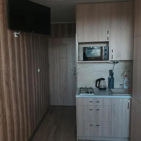 Appartement 2 Osobowe Kawalerki W Domkach Freezerhause Kozery- Noclegigrodziskpl 792-535-535 Grodzisk Mazowiecki