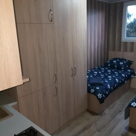 Appartement 2 Osobowe Kawalerki W Domkach Freezerhause Kozery- Noclegigrodziskpl 792-535-535 Grodzisk Mazowiecki