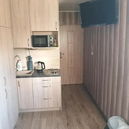2 Osobowe Kawalerki W Domkach Freezerhause Kozery- Noclegigrodziskpl 792-535-535 Appartement