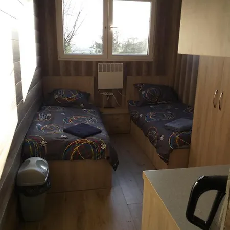 2 Osobowe Kawalerki W Domkach Freezerhause Kozery- Noclegigrodziskpl 792-535-535 Appartement Grodzisk Mazowiecki