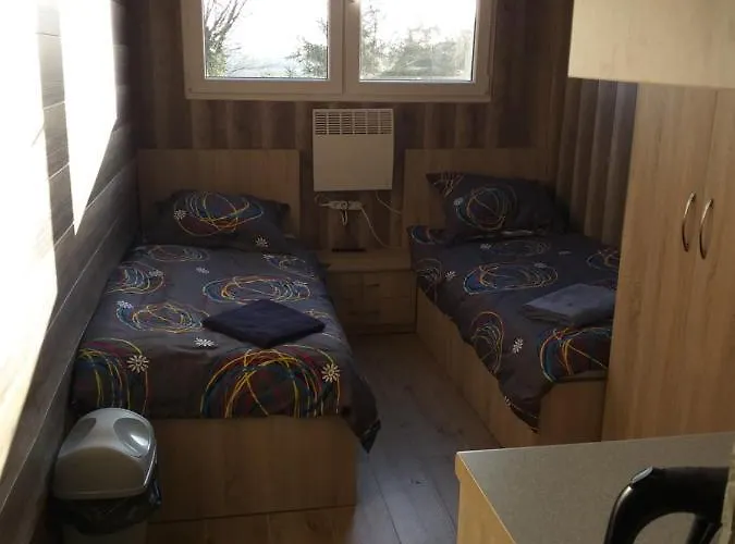 2 Osobowe Kawalerki W Domkach Freezerhause Kozery- Noclegigrodziskpl 792-535-535 Apartament Grodzisk Mazowiecki