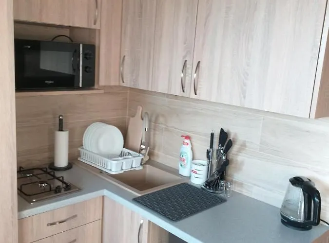 2 Osobowe Kawalerki W Domkach Freezerhause Kozery- Noclegigrodziskpl 792-535-535 Grodzisk Mazowiecki